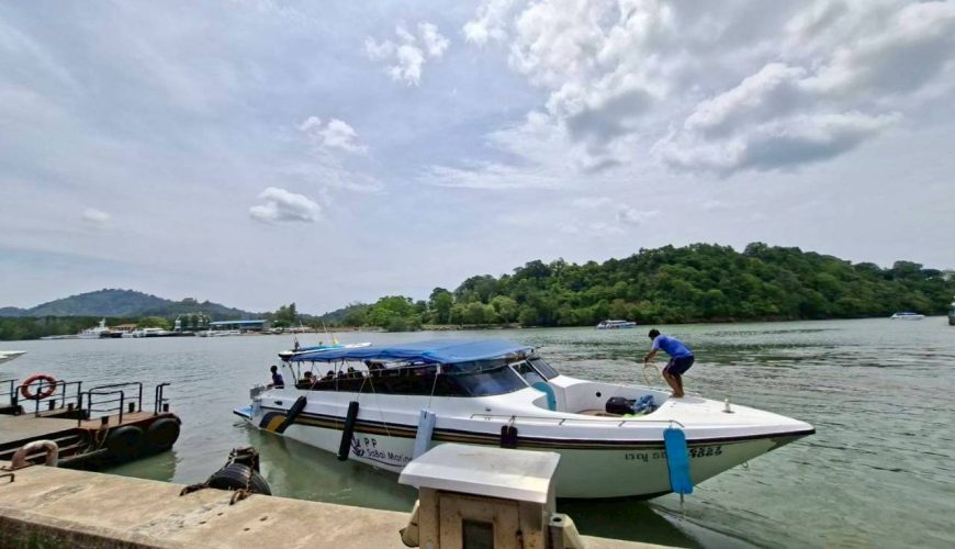 Speedboat Transfer to Phi Phi Island